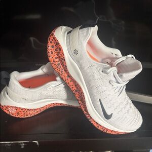 Nike ReactX Infinity Run 4 Running Shoes Women 7 Electric Pack Safari